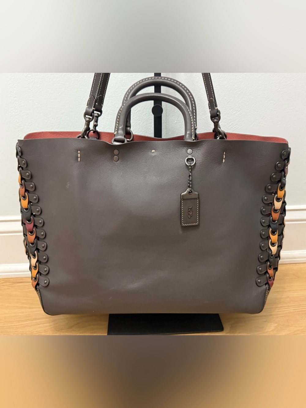 Coach 1941 Rogue Link Glovetanned Leather Tote Bag Brown Chocolate Bag - Picture 3 of 15